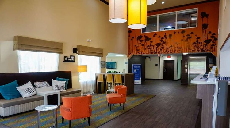 Sleep Inn & Suites Lobby