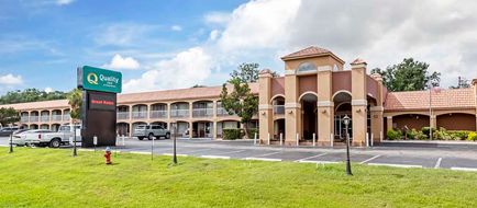 Quality Inn Exterior