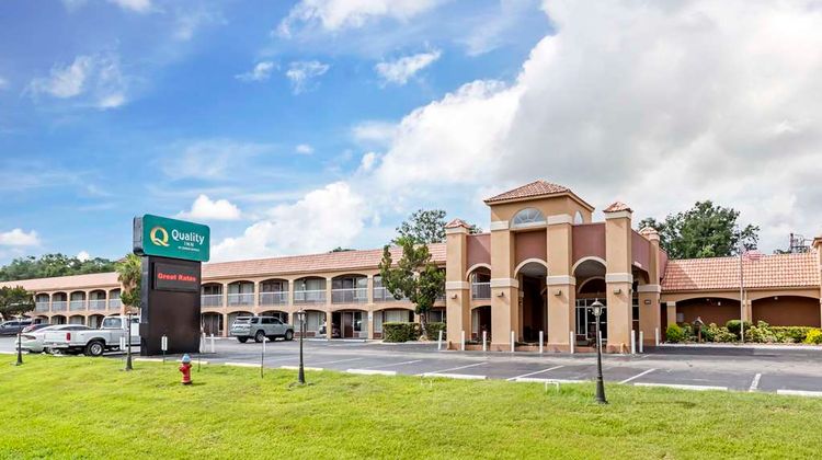 Quality Inn Exterior