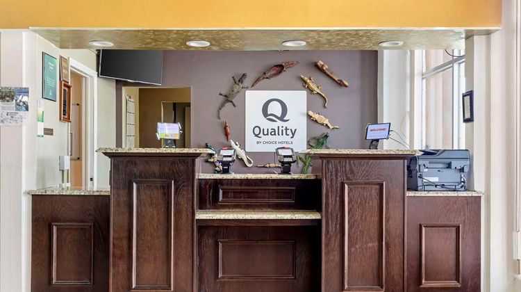 Quality Inn Lobby