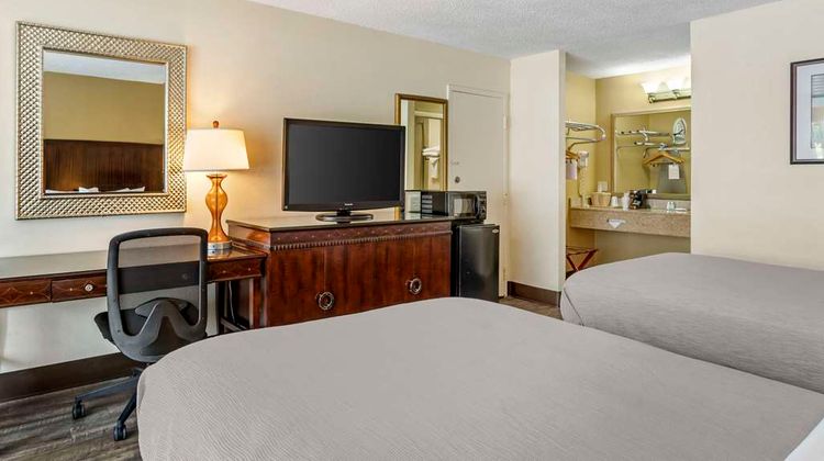 Quality Inn Room