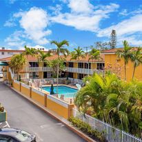 Quality Inn & Suites Hollywood Blvd