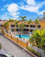 Quality Inn & Suites Hollywood Blvd