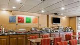 <b>Comfort Inn & Suites Restaurant</b>. Images powered by <a href="https://iceportal.shijigroup.com/" title="IcePortal" target="_blank">IcePortal</a>.