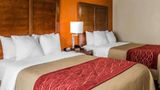 <b>Comfort Inn & Suites Room</b>. Images powered by <a href="https://iceportal.shijigroup.com/" title="IcePortal" target="_blank">IcePortal</a>.