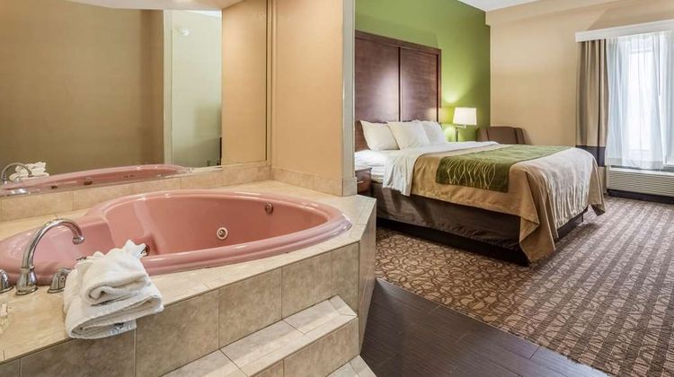 Comfort Inn & Suites Suite