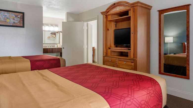 <b>Econo Lodge Airport at RJ Stadium Suite</b>. Images powered by <a href="https://iceportal.shijigroup.com/" title="IcePortal" target="_blank">IcePortal</a>.