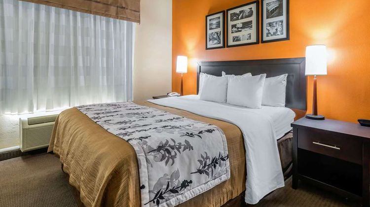 Sleep Inn Ocala Suite