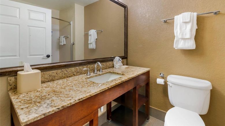 <b>Comfort Suites Room</b>. Images powered by <a href="https://iceportal.shijigroup.com/" title="IcePortal" target="_blank">IcePortal</a>.
