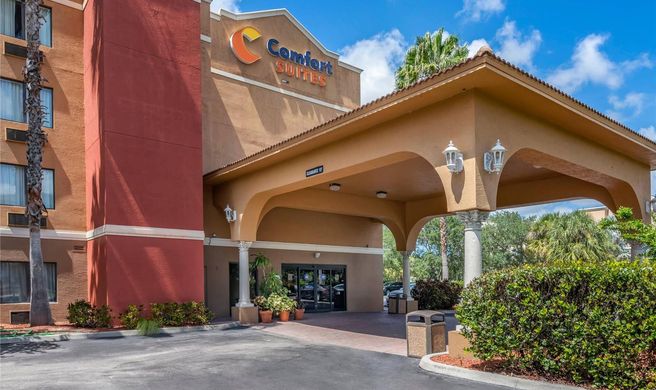 Comfort Suites Fort Pierce Exterior