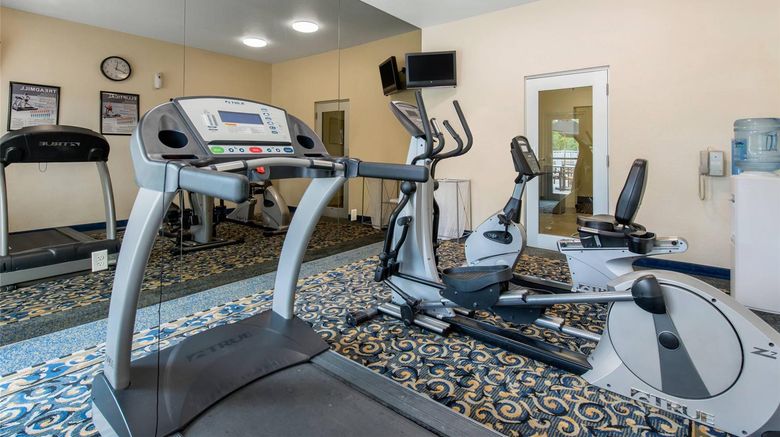 <b>Sleep Inn & Suites Port Charlotte Health</b>. Images powered by <a href="https://iceportal.shijigroup.com/" title="IcePortal" target="_blank">IcePortal</a>.