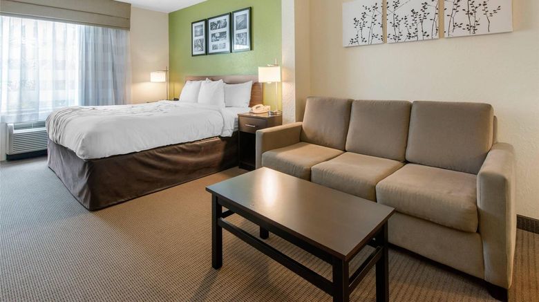 <b>Sleep Inn & Suites Port Charlotte Suite</b>. Images powered by <a href="https://iceportal.shijigroup.com/" title="IcePortal" target="_blank">IcePortal</a>.