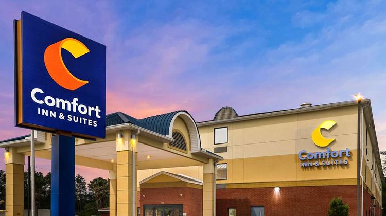 Comfort Inn & Suites Exterior