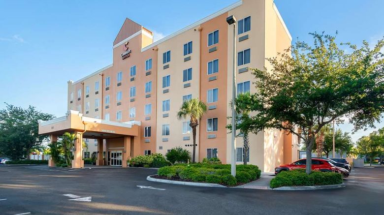 <b>Comfort Suites Exterior</b>. Images powered by <a href="https://iceportal.shijigroup.com/" title="IcePortal" target="_blank">IcePortal</a>.