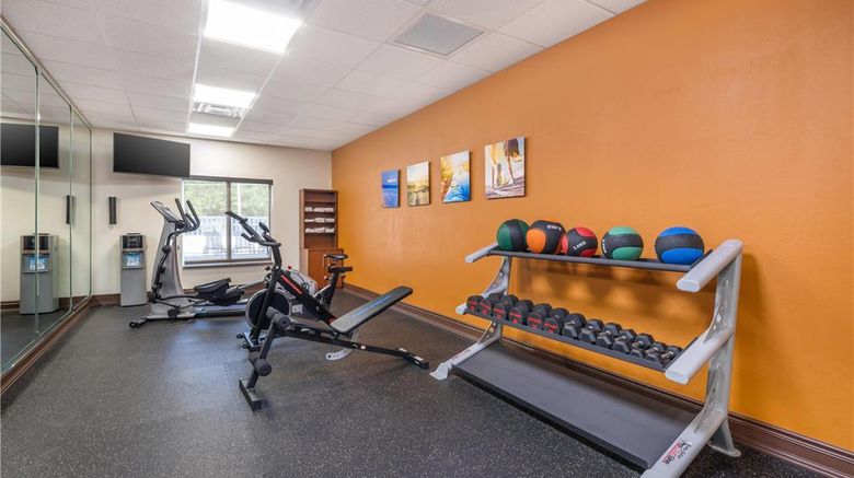 <b>Comfort Suites Health</b>. Images powered by <a href="https://iceportal.shijigroup.com/" title="IcePortal" target="_blank">IcePortal</a>.