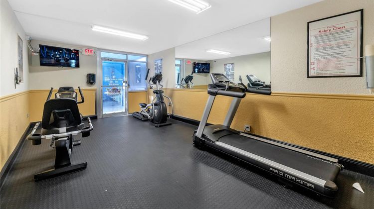 Rodeway Inn & Suites Airport Cruise Port Health