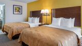 Quality Inn & Suites Riverfront Suite
