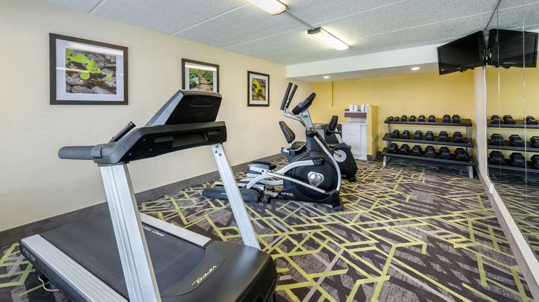 <b>Quality Inn & Suites Riverfront Health</b>. Images powered by <a href="https://iceportal.shijigroup.com/" title="IcePortal" target="_blank">IcePortal</a>.
