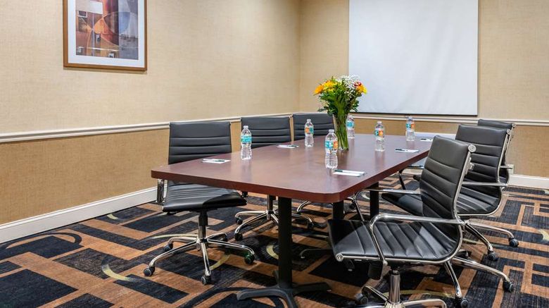 <b>Quality Inn & Suites Riverfront Meeting</b>. Images powered by <a href="https://iceportal.shijigroup.com/" title="IcePortal" target="_blank">IcePortal</a>.