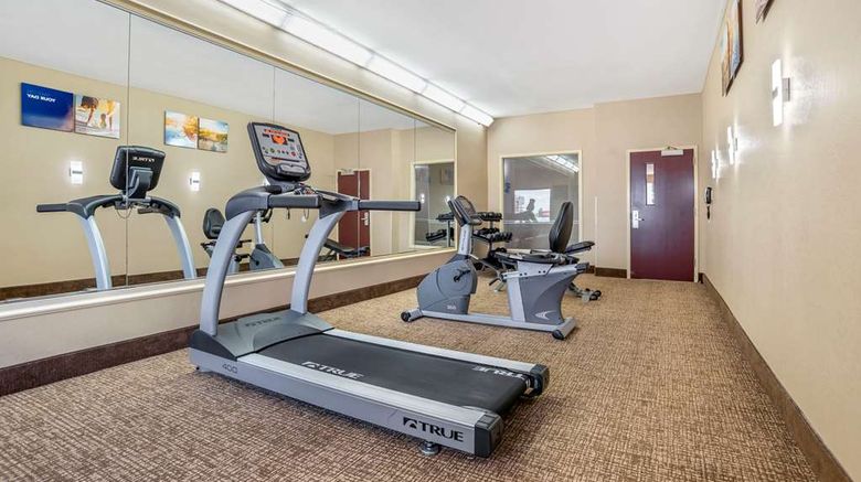 <b>Comfort Inn & Suites Health</b>. Images powered by <a href="https://iceportal.shijigroup.com/" title="IcePortal" target="_blank">IcePortal</a>.