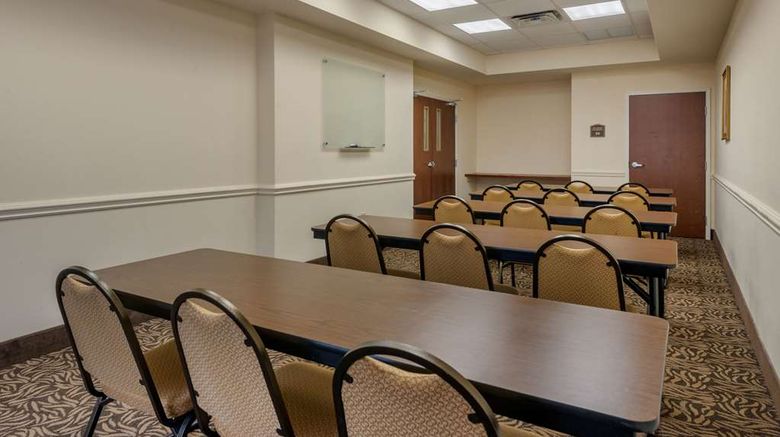 <b>Comfort Inn and Suites Fort Myers Airport Meeting</b>. Images powered by <a href="https://iceportal.shijigroup.com/" title="IcePortal" target="_blank">IcePortal</a>.