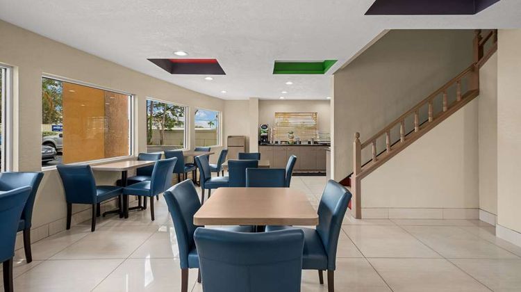 Quality Inn Sarasota Restaurant