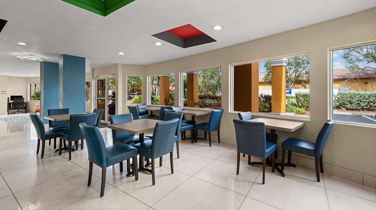 Quality Inn Sarasota Restaurant