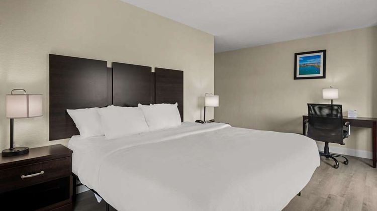 Quality Inn Sarasota Room