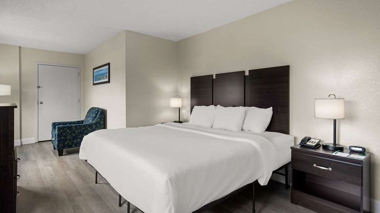 <b>Quality Inn Sarasota Room</b>. Images powered by <a href="https://iceportal.shijigroup.com/" title="IcePortal" target="_blank">IcePortal</a>.