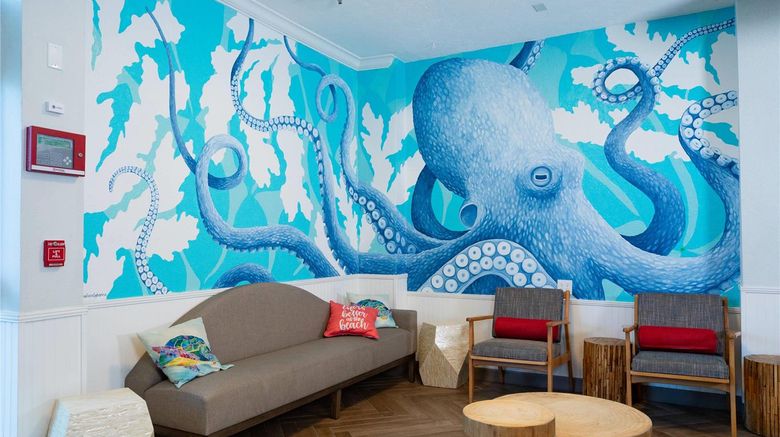 <b>Dolphin Sands Clearwater Beach Lobby</b>. Images powered by <a href="https://iceportal.shijigroup.com/" title="IcePortal" target="_blank">IcePortal</a>.