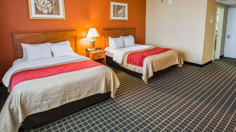Clarion Inn & Suites Miami Airport Suite