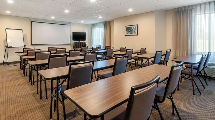 Spot X Hotel Tampa - Wesley Chapel Meeting