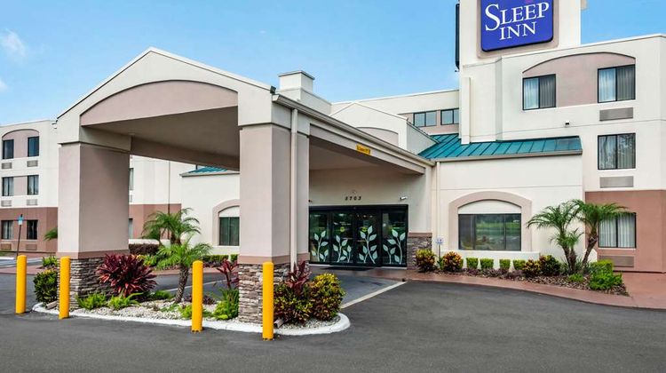 Spot X Hotel Tampa - Wesley Chapel Exterior