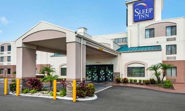 Spot X Hotel Tampa - Wesley Chapel
