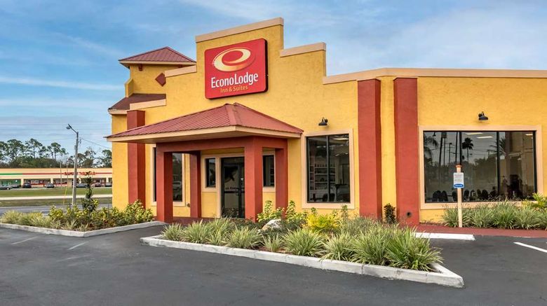 Econo Lodge Inn and Suites Maingate Central Exterior. Images powered by <a href="https://iceportal.shijigroup.com" target="_blank" rel="noopener">Ice Portal</a>.