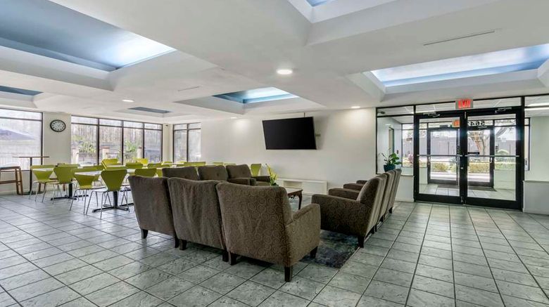 <b>Rodeway Inn Wesley Chapel Lobby</b>. Images powered by <a href="https://iceportal.shijigroup.com/" title="IcePortal" target="_blank">IcePortal</a>.