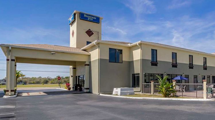 Rodeway Inn Wesley Chapel Exterior