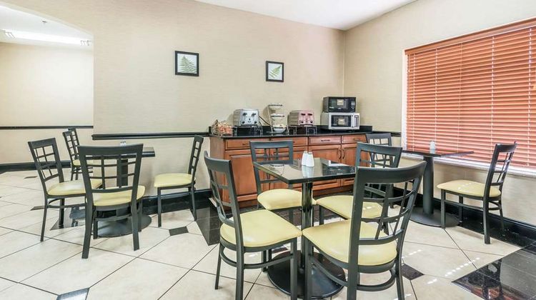 Sleep Inn and Suites University Shands Restaurant