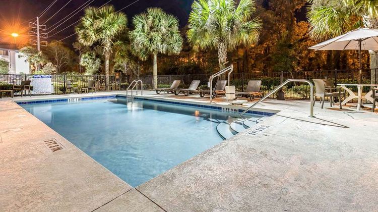 Sleep Inn and Suites University Shands Pool