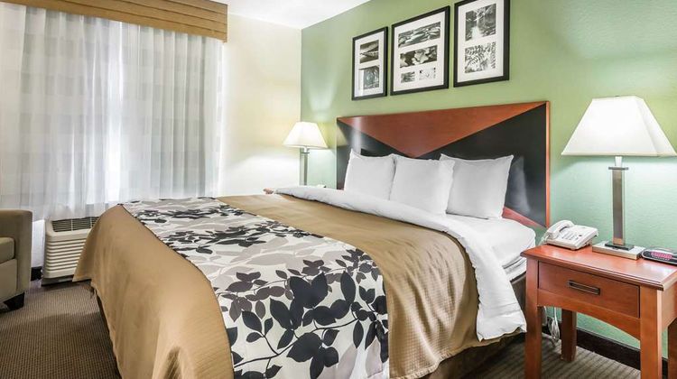 Sleep Inn and Suites University Shands Suite