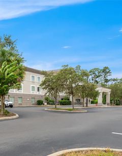 Sleep Inn and Suites University Shands