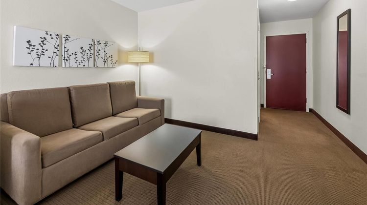 Sleep Inn and Suites University Shands Suite