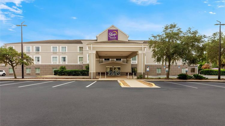 Sleep Inn and Suites University Shands Exterior