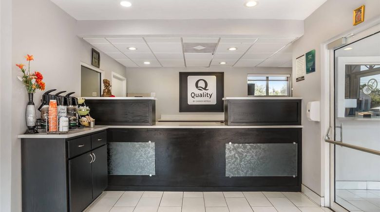 <b>Quality Inn & Suites Panama City Lobby</b>. Images powered by <a href="https://iceportal.shijigroup.com/" title="IcePortal" target="_blank">IcePortal</a>.