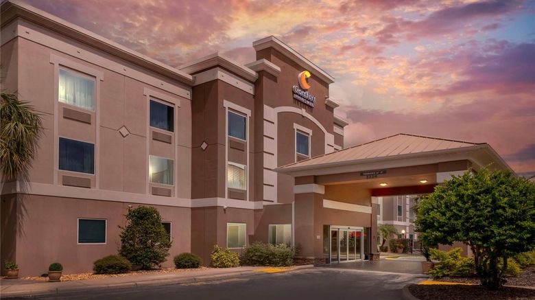 <b>Comfort Inn & Stes Wildwood The Villages Exterior</b>. Images powered by <a href="https://iceportal.shijigroup.com/" title="IcePortal" target="_blank">IcePortal</a>.