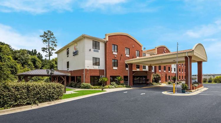 Comfort Inn & Suites Exterior