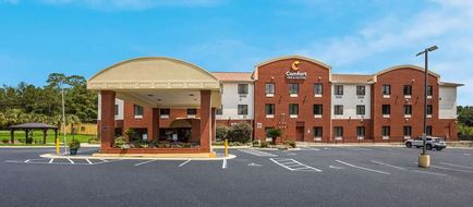 Comfort Inn & Suites Exterior