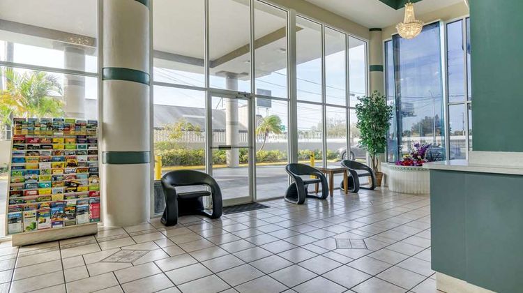Rodeway Inn Lobby