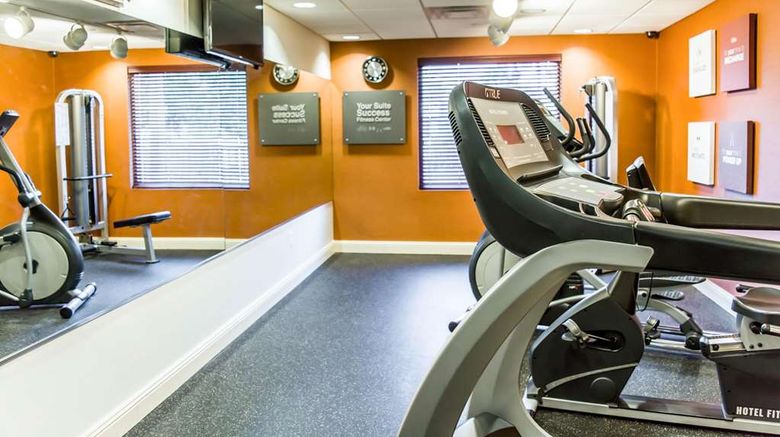<b>Comfort Suites Health</b>. Images powered by <a href="https://iceportal.shijigroup.com/" title="IcePortal" target="_blank">IcePortal</a>.