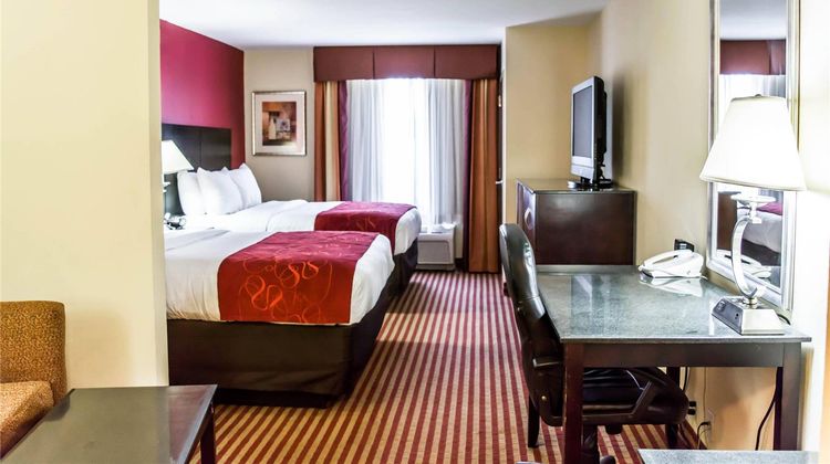 Comfort Suites Suite